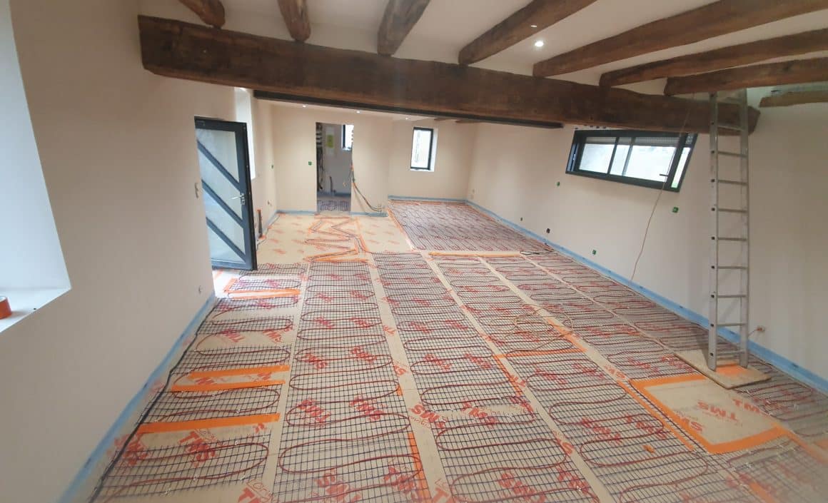 Installation de plancher chauffant (maison à Saint-Christophe)